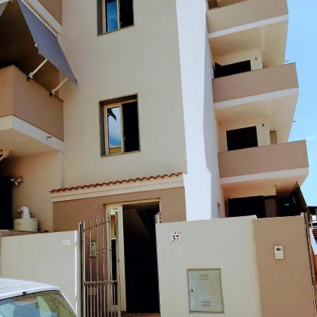 Alice's House Bed & Breakfast 3*